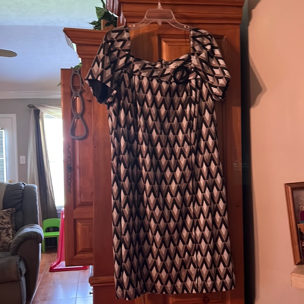 Mid knee dress